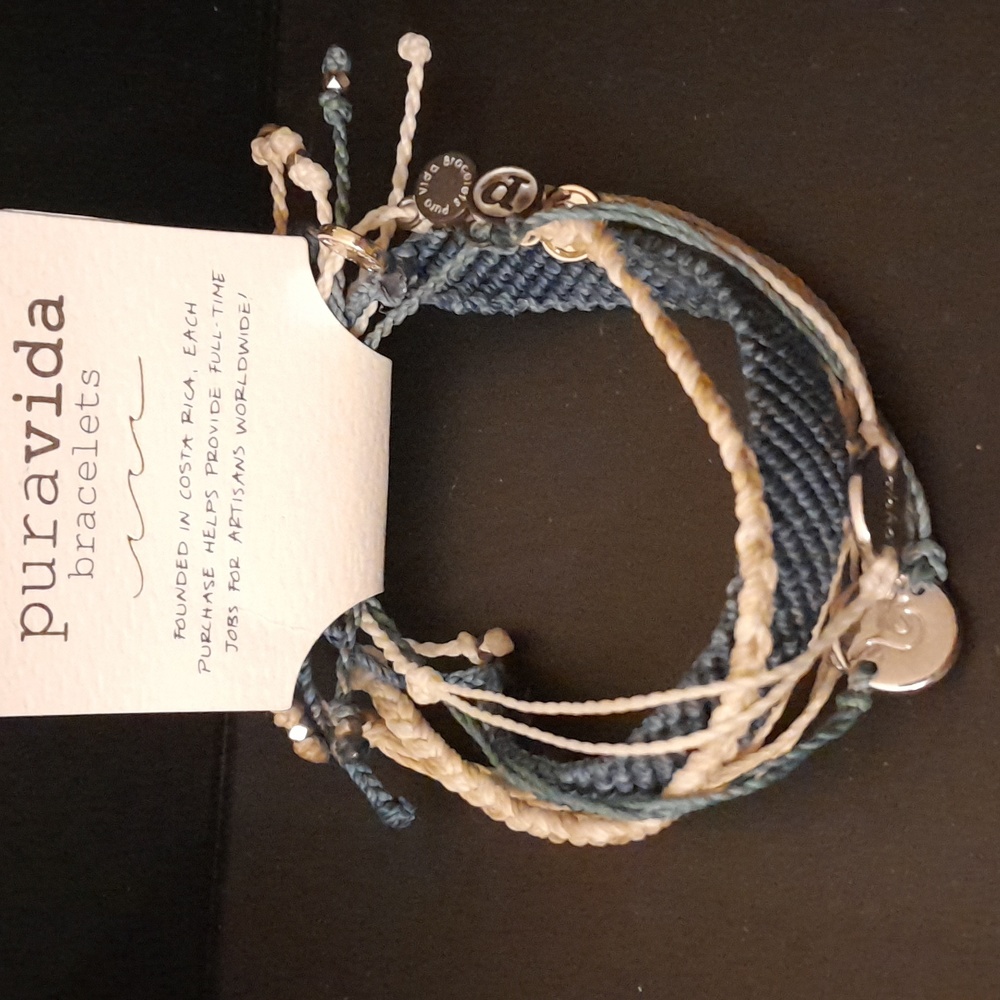 Puravida bracelets